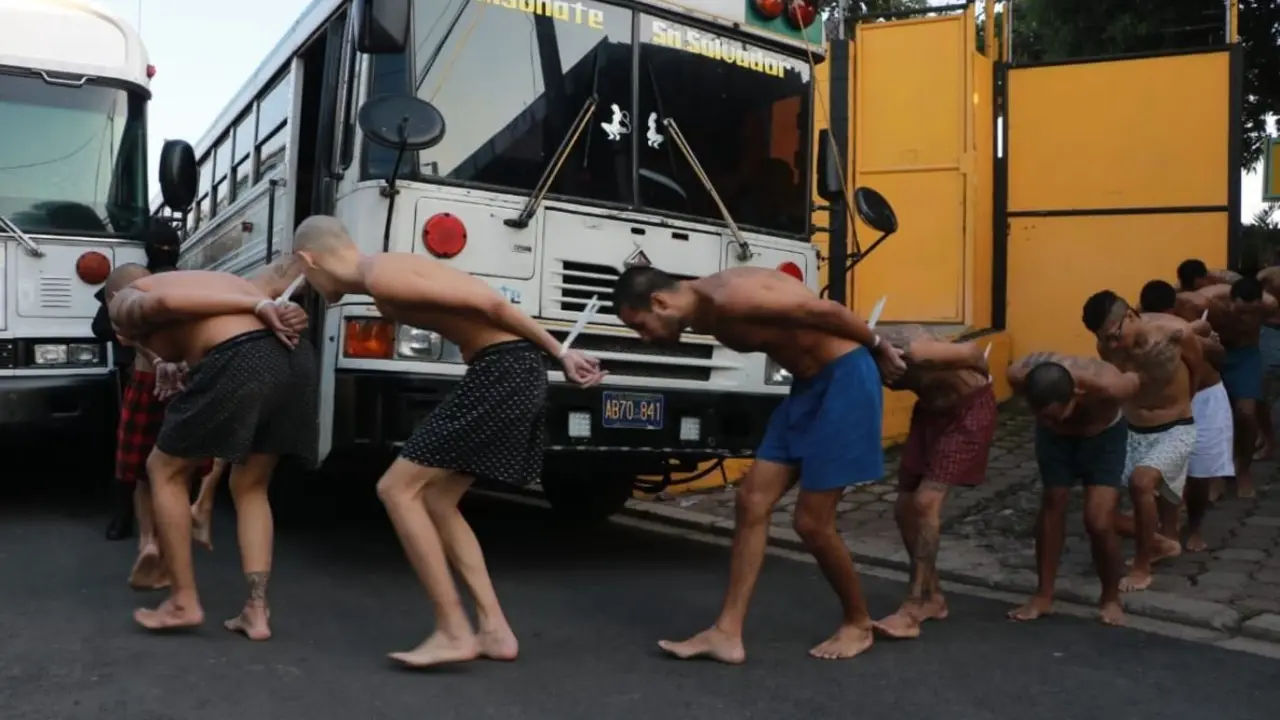 Traslado y mezcla de pandilleros