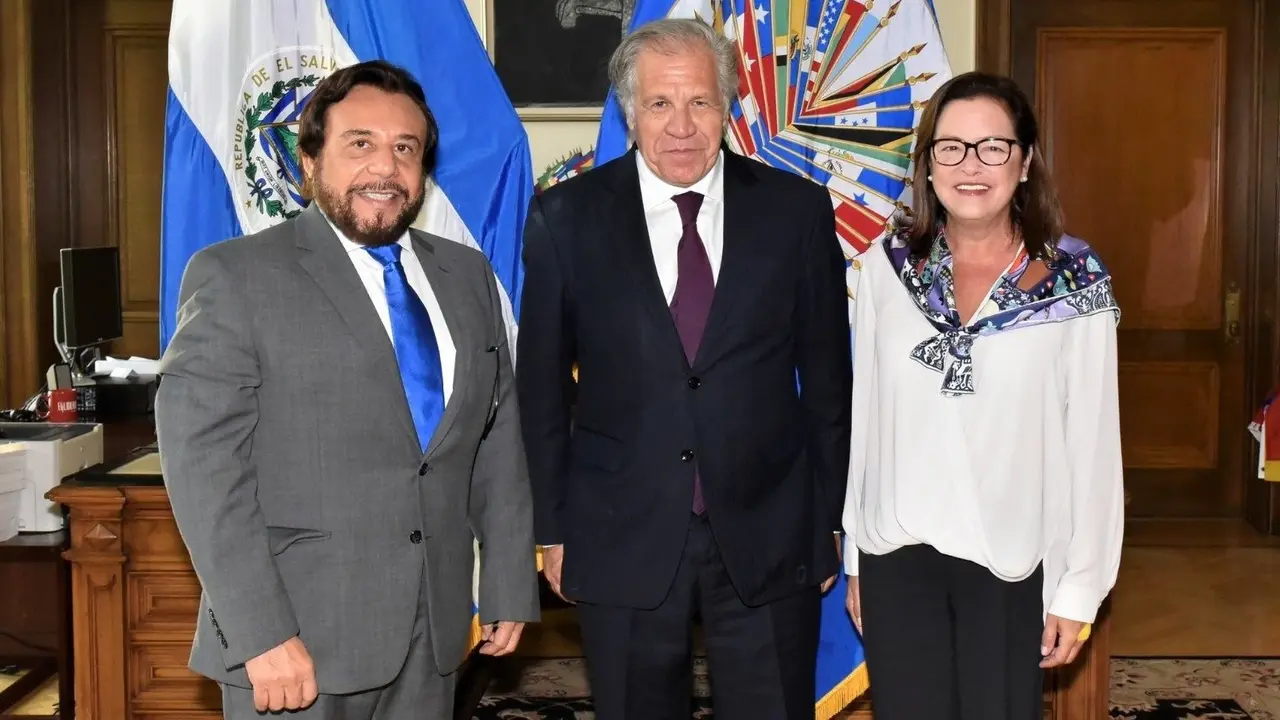 Almagro, Ulloa y Hill