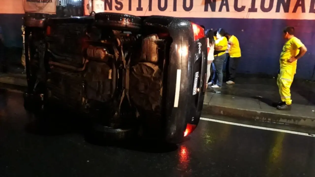 Accidente en la Juan Pablo