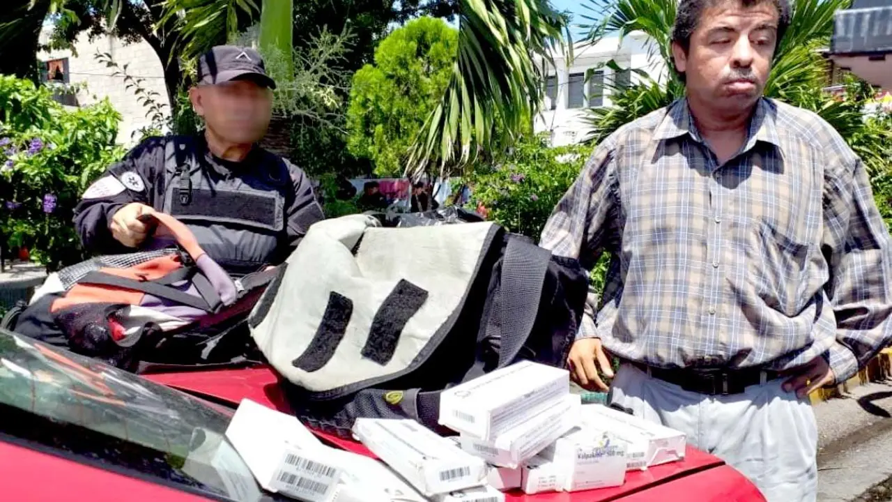 Detenido con medicinas del ISSS