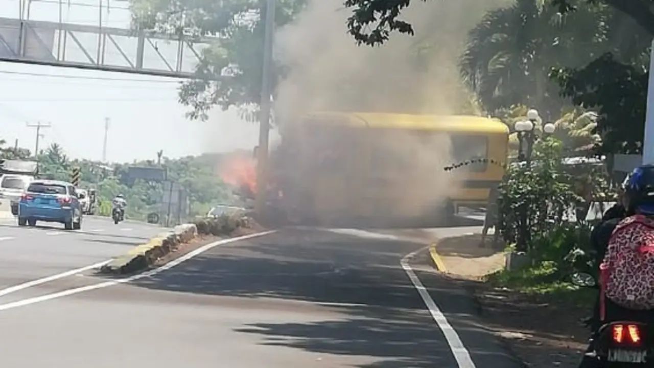 Incendio de buseta