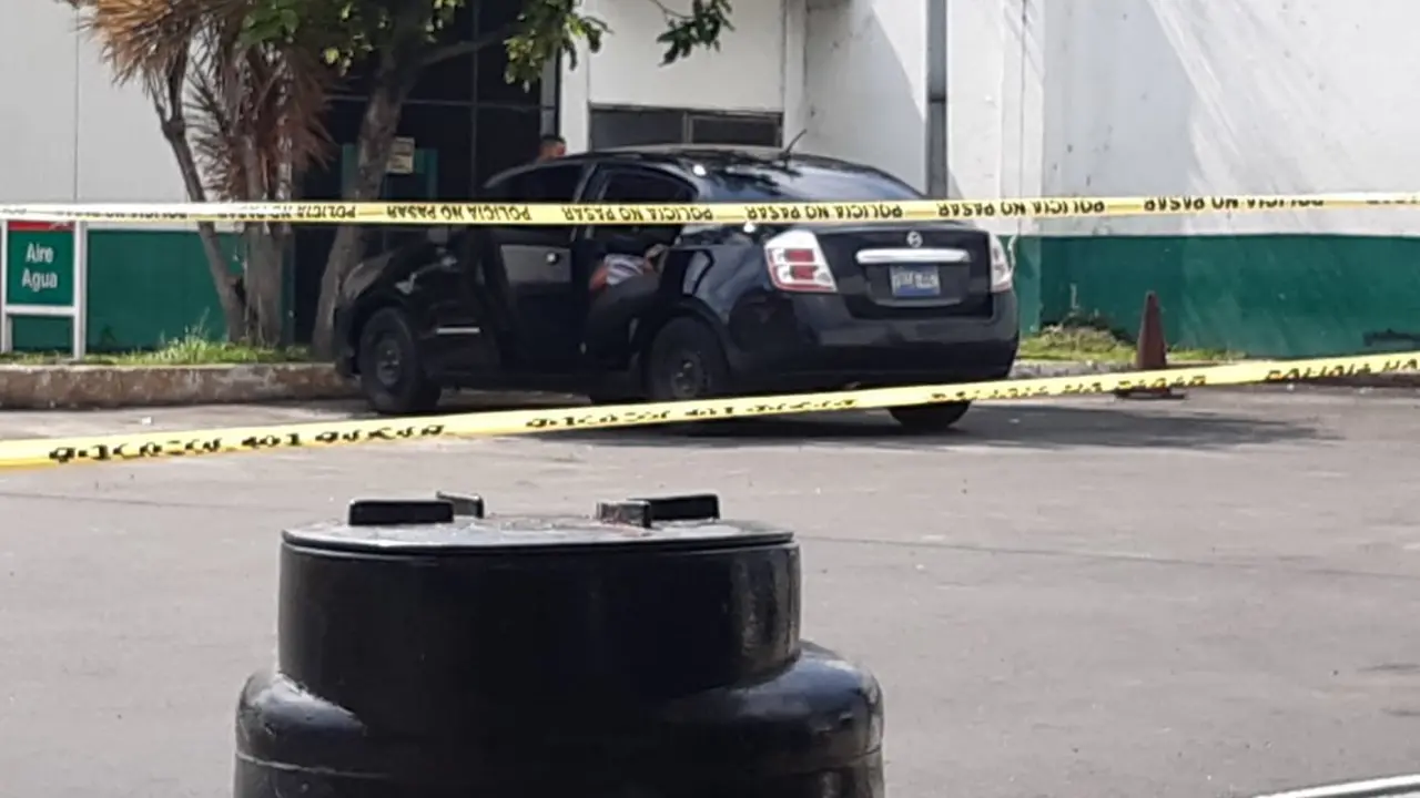 Mujer muerta en la Puma Escal&oacute;n