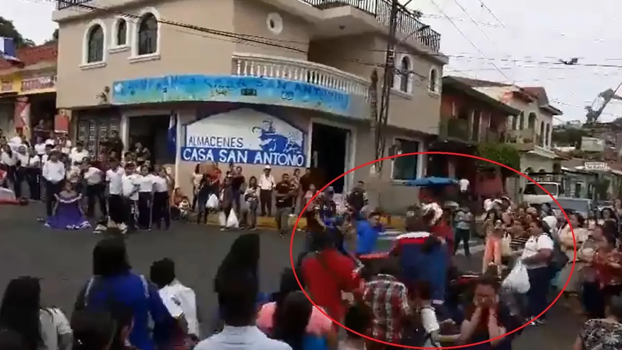 Motocilista imprudente