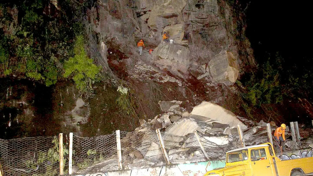 Carretera a Los Chorros 2