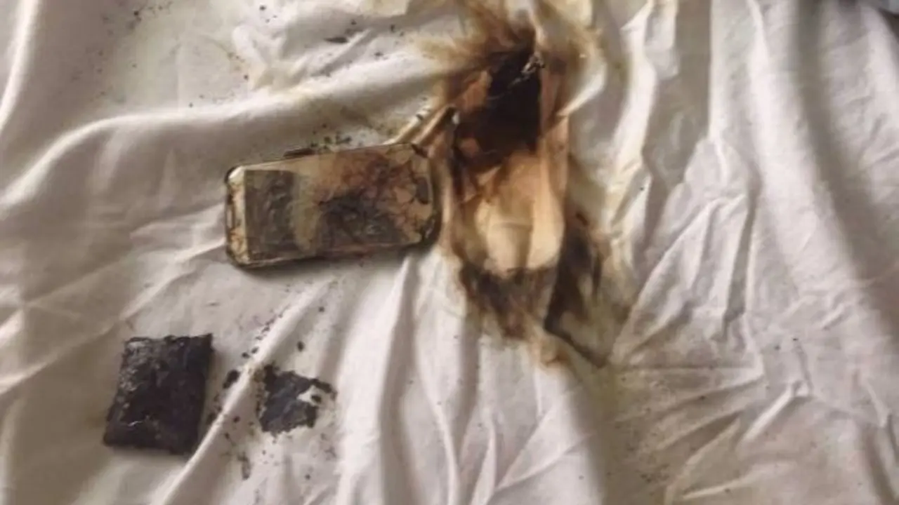 Explosi&oacute;n de celular