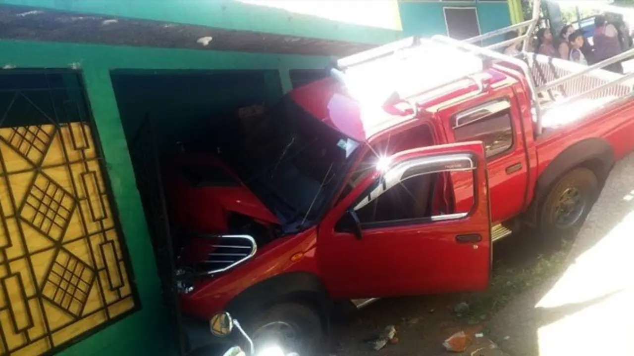 choque-pickup-sensuntepeque