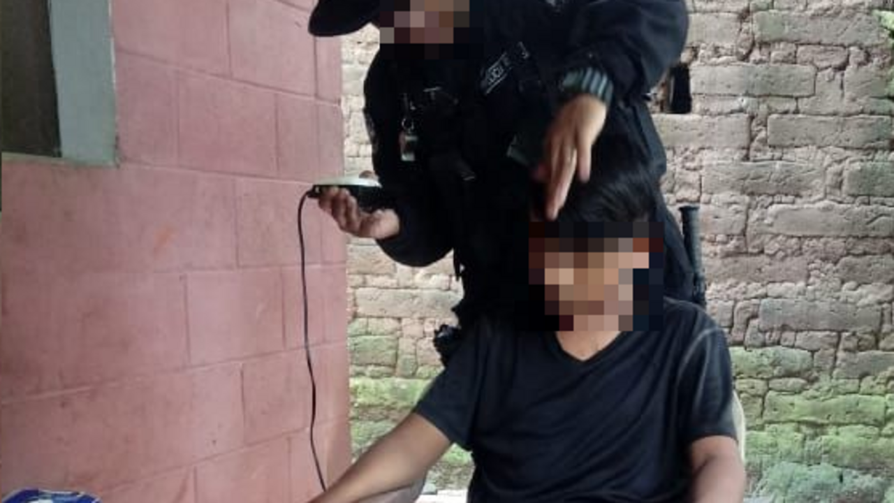 Polic&iacute;a Barbero