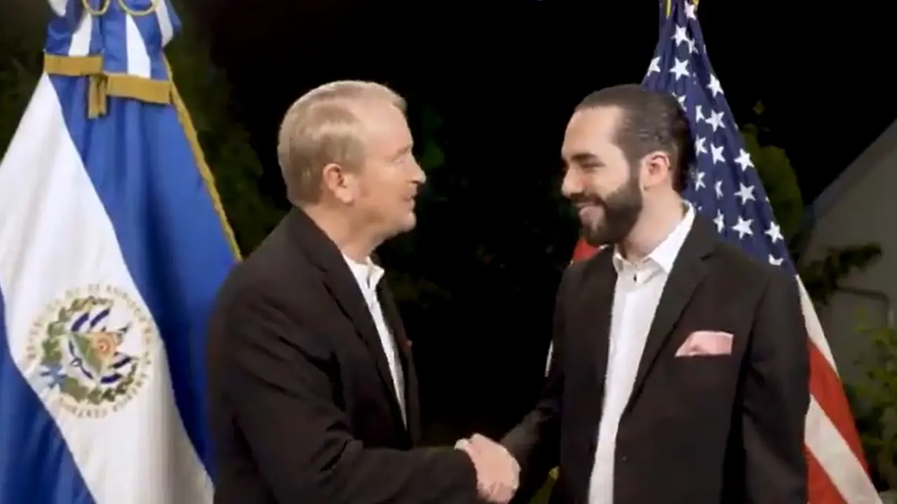 Bukele y embajador