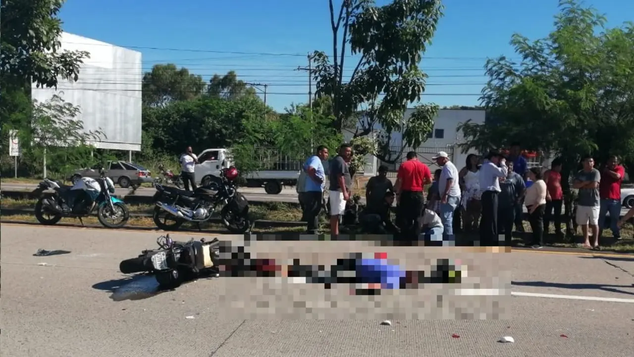 Accidente en Comalapa, motociclista