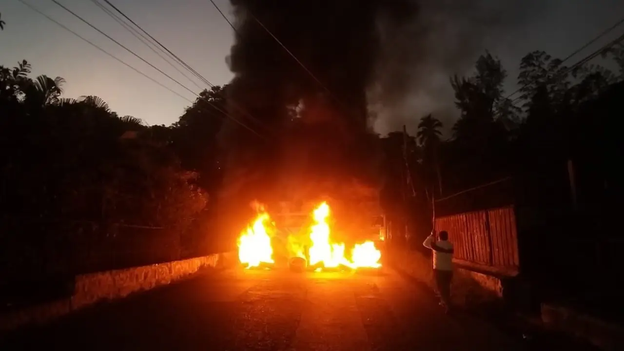 Empleados de alcald&iacute;a de Cuscatancingo