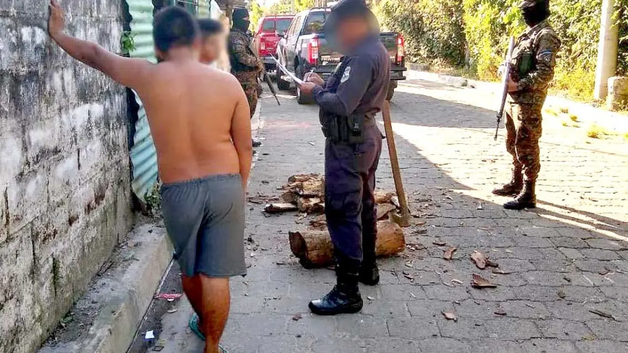 Alcohol adulterado en San Pedro Nonualco 1