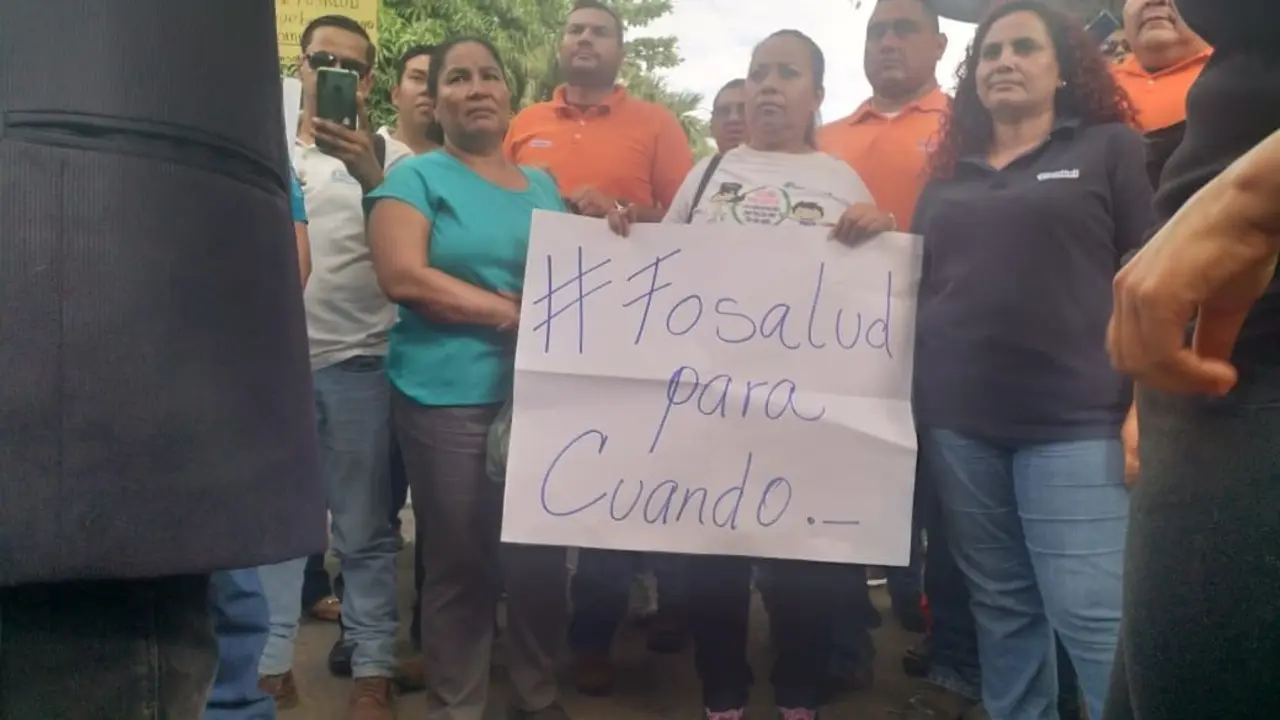 Empleados de Fosalud en Asamblea