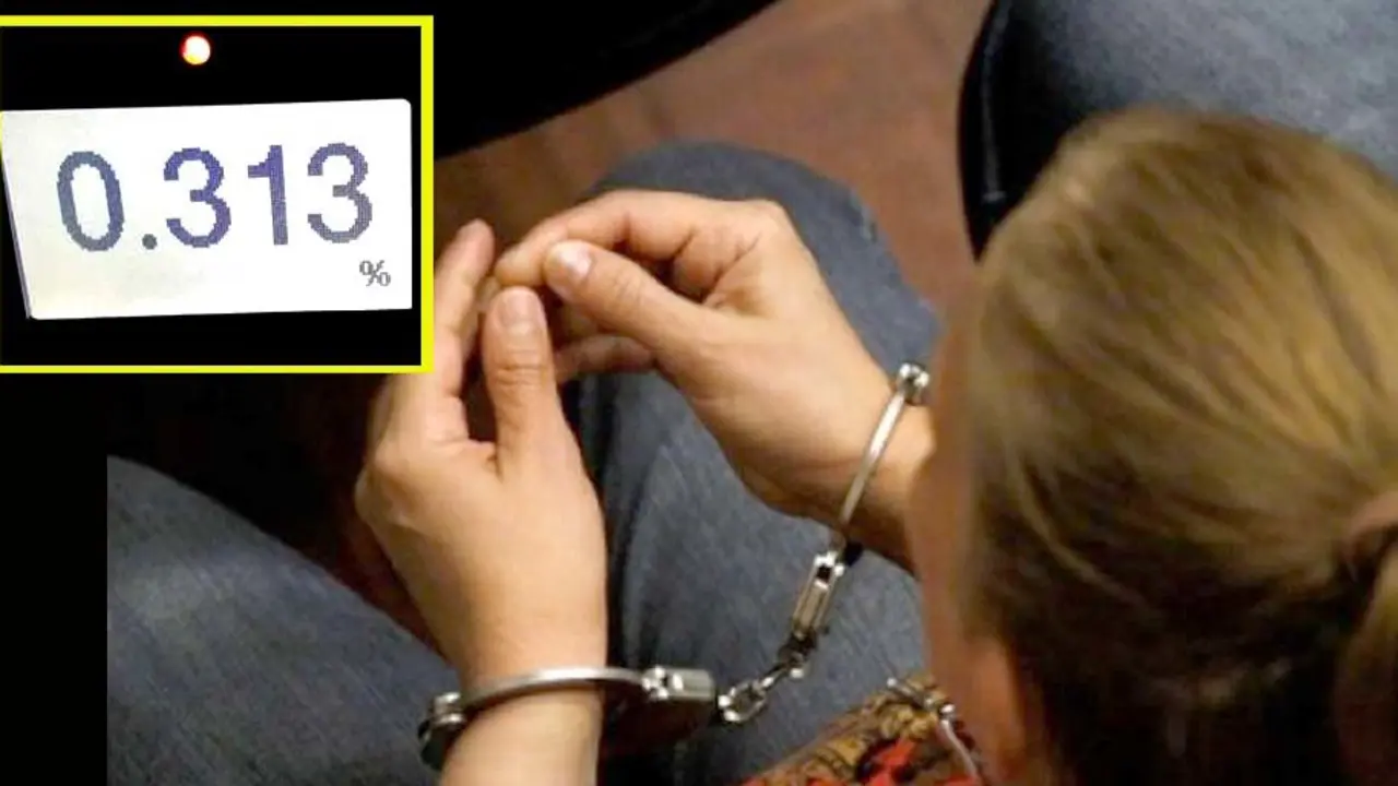 Detienen a mujres ebrias conduciendo 4