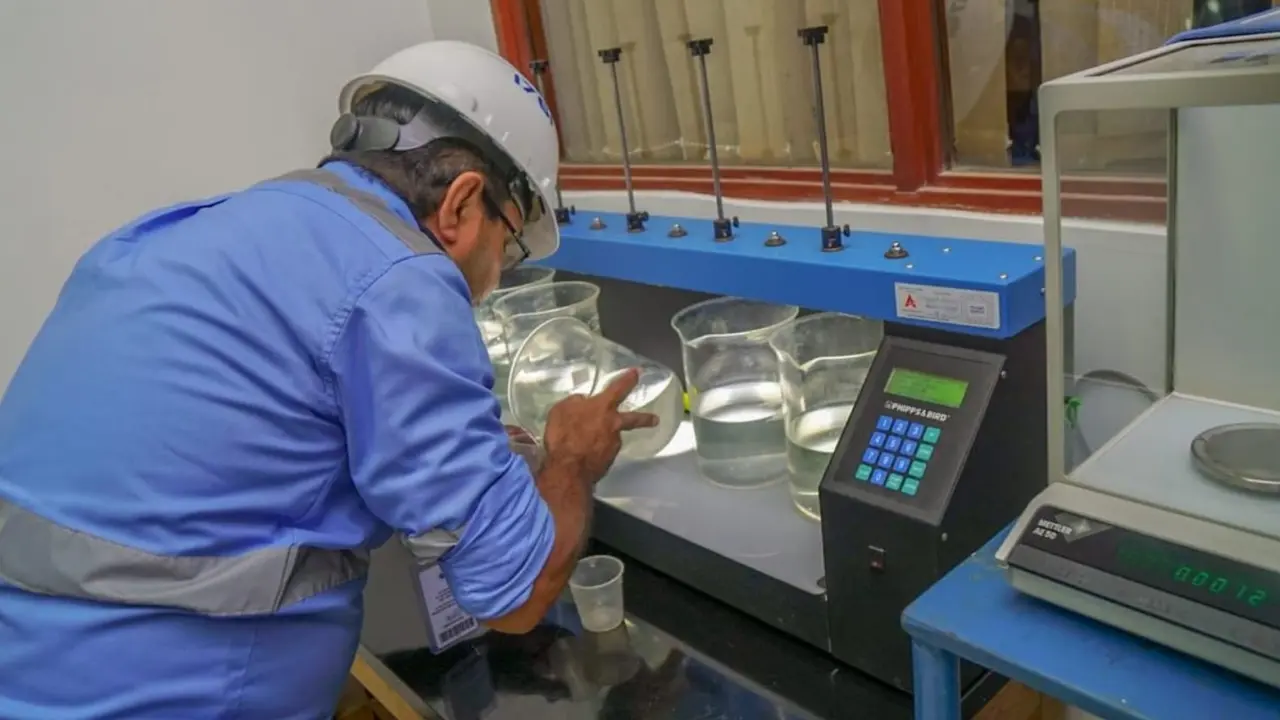 Se soluciona mal olor de agua