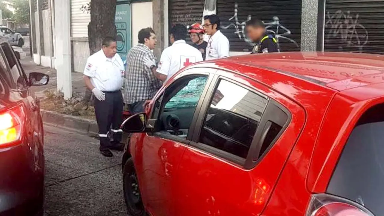 Irving Batres &Aacute;valos