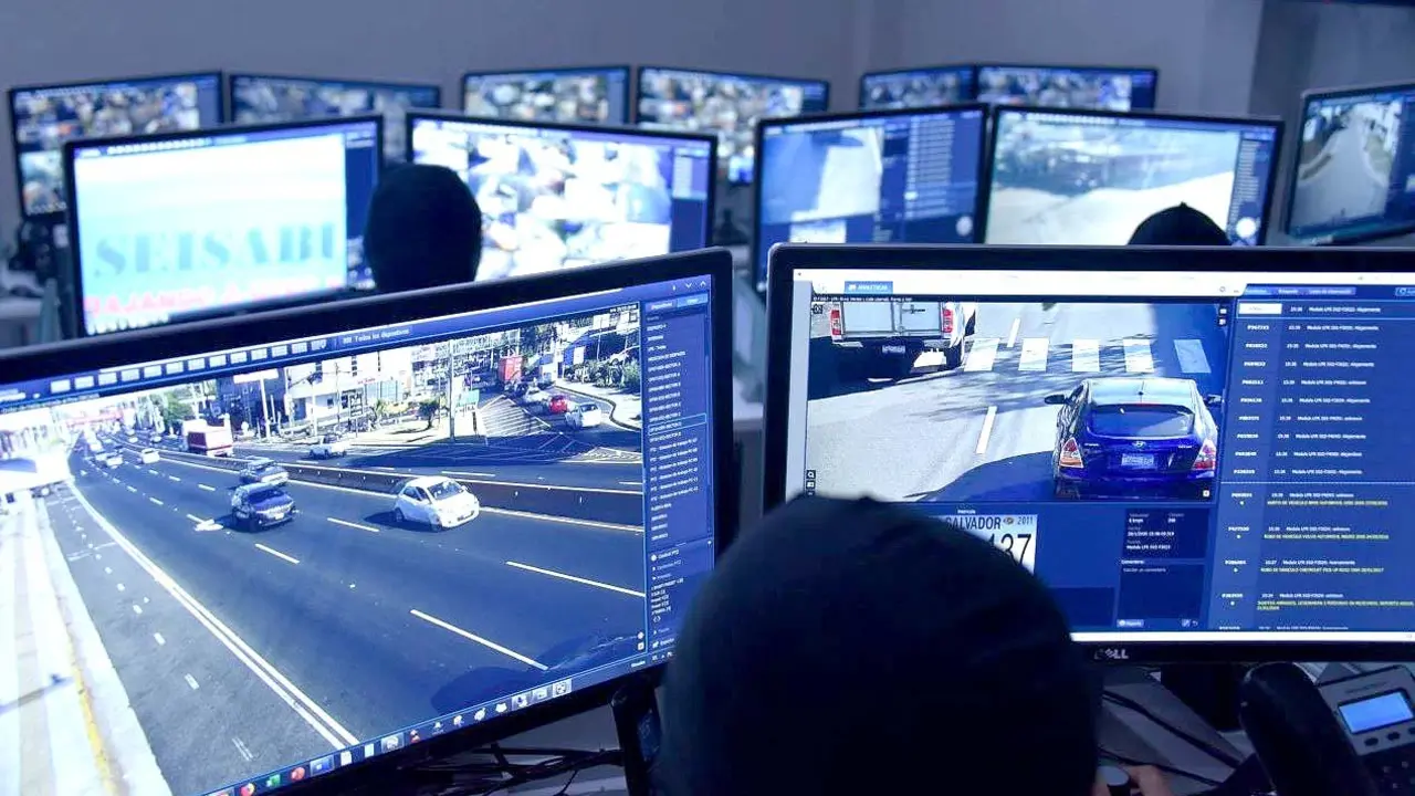 C&aacute;maras de vigilancia de Santa Tecla 2