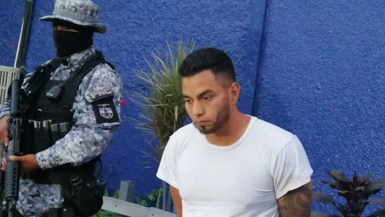 Huy&oacute; por barranco