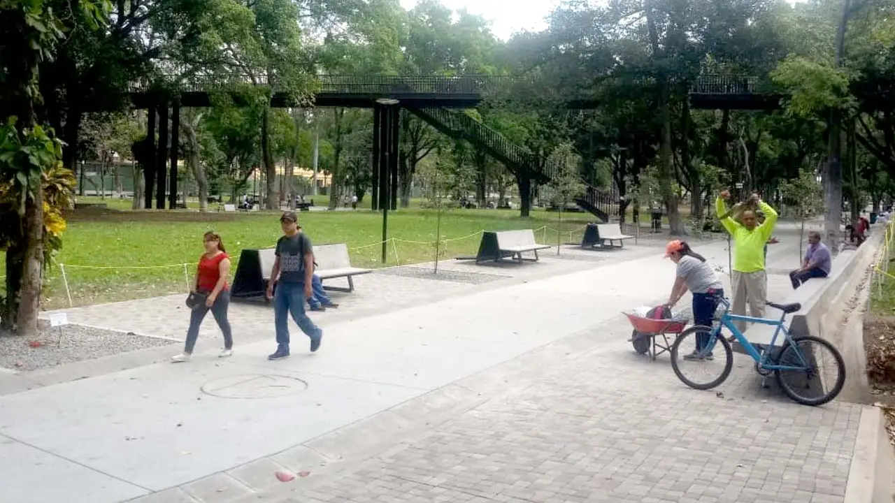 Parque Cuscatl&aacute;n 2