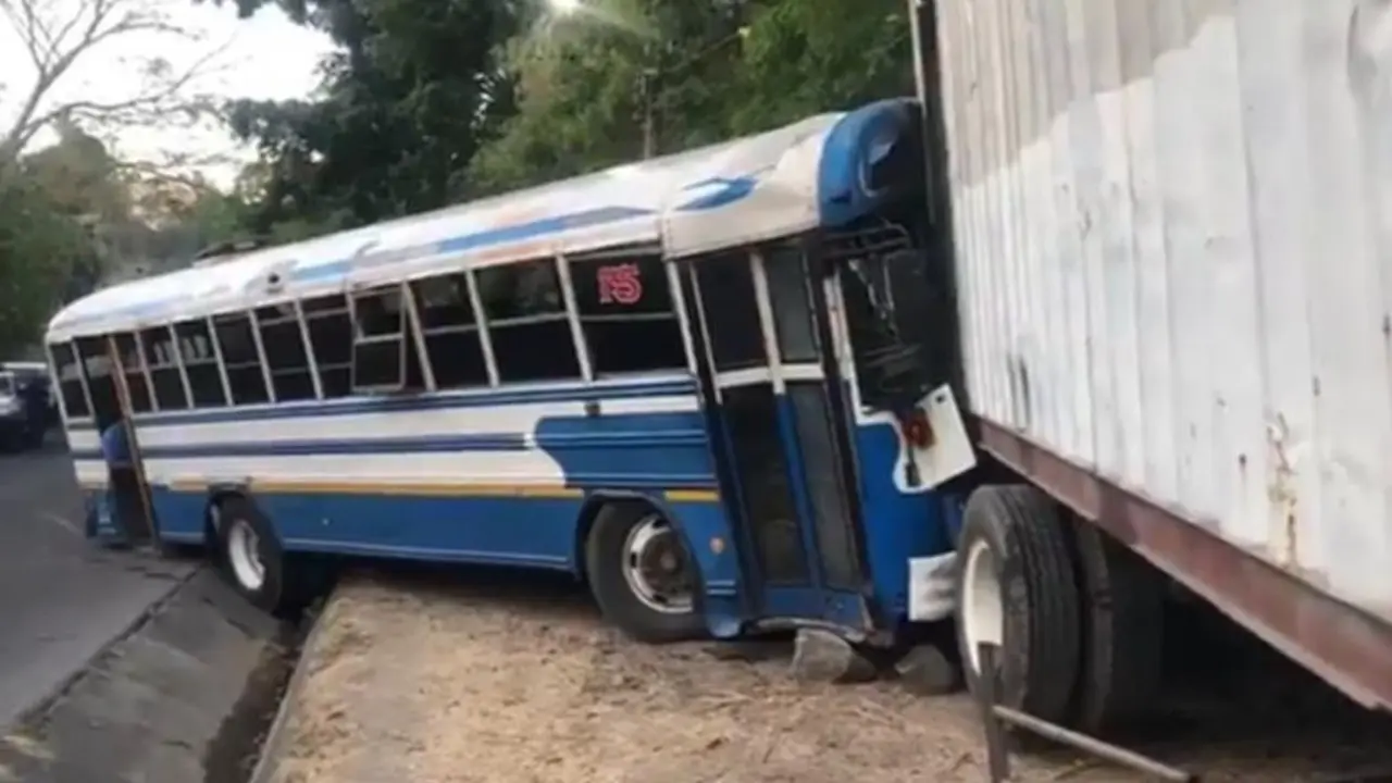 Busero contra contenedor