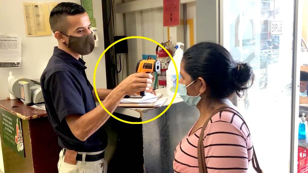 Personal de Super Selectos 1