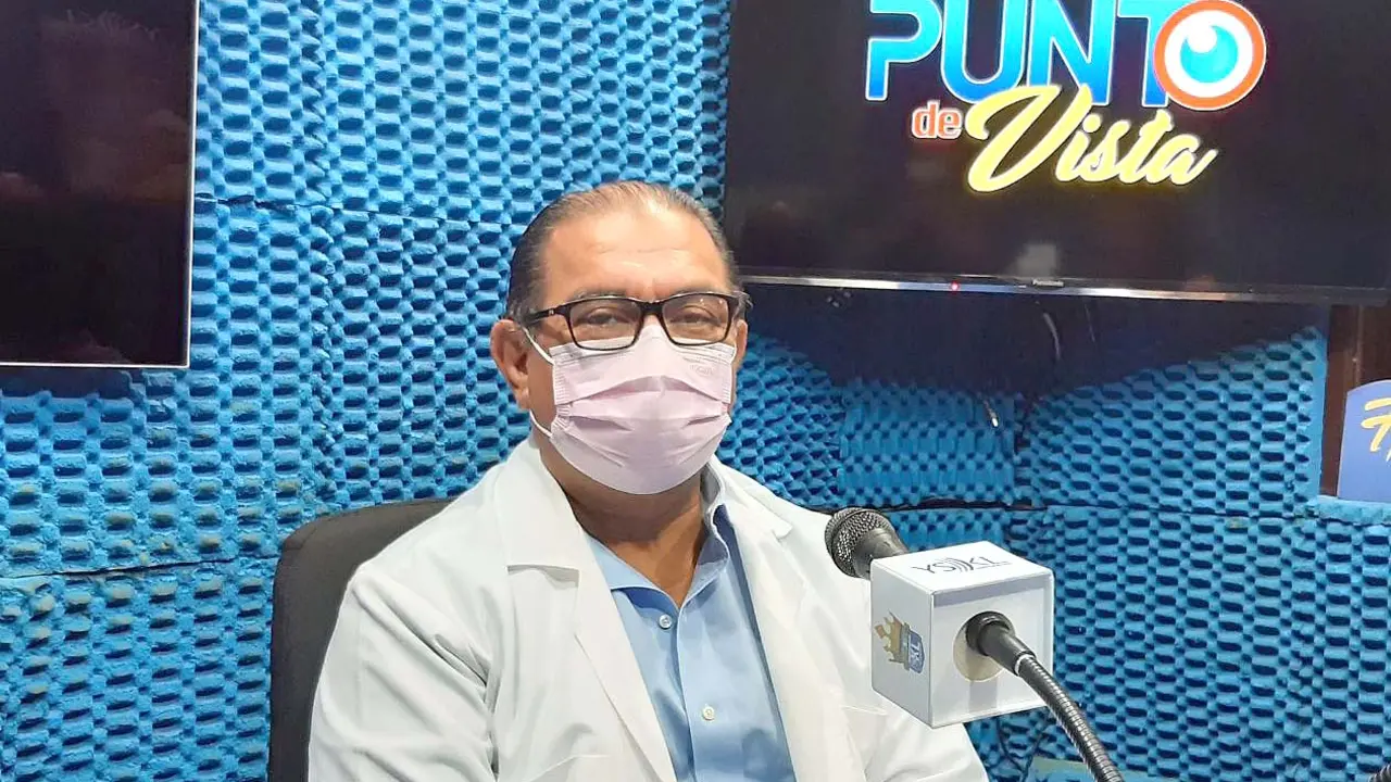 Doctor Enrique Mena V&aacute;squez