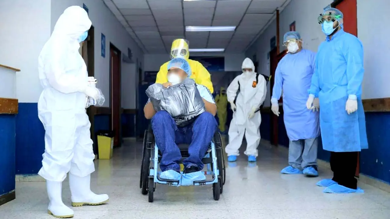 Pacientes dados de alta por coronavirus en hospital San Rafael