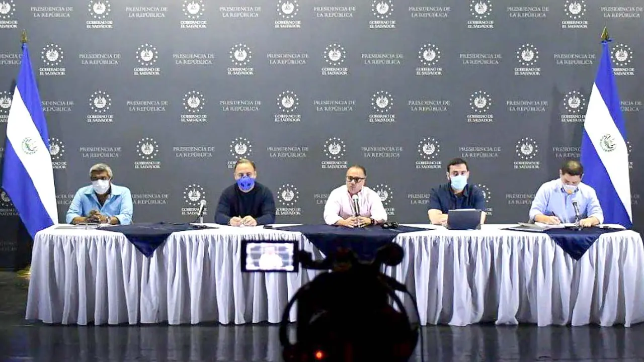 Abogados de Casa Presidencial 1