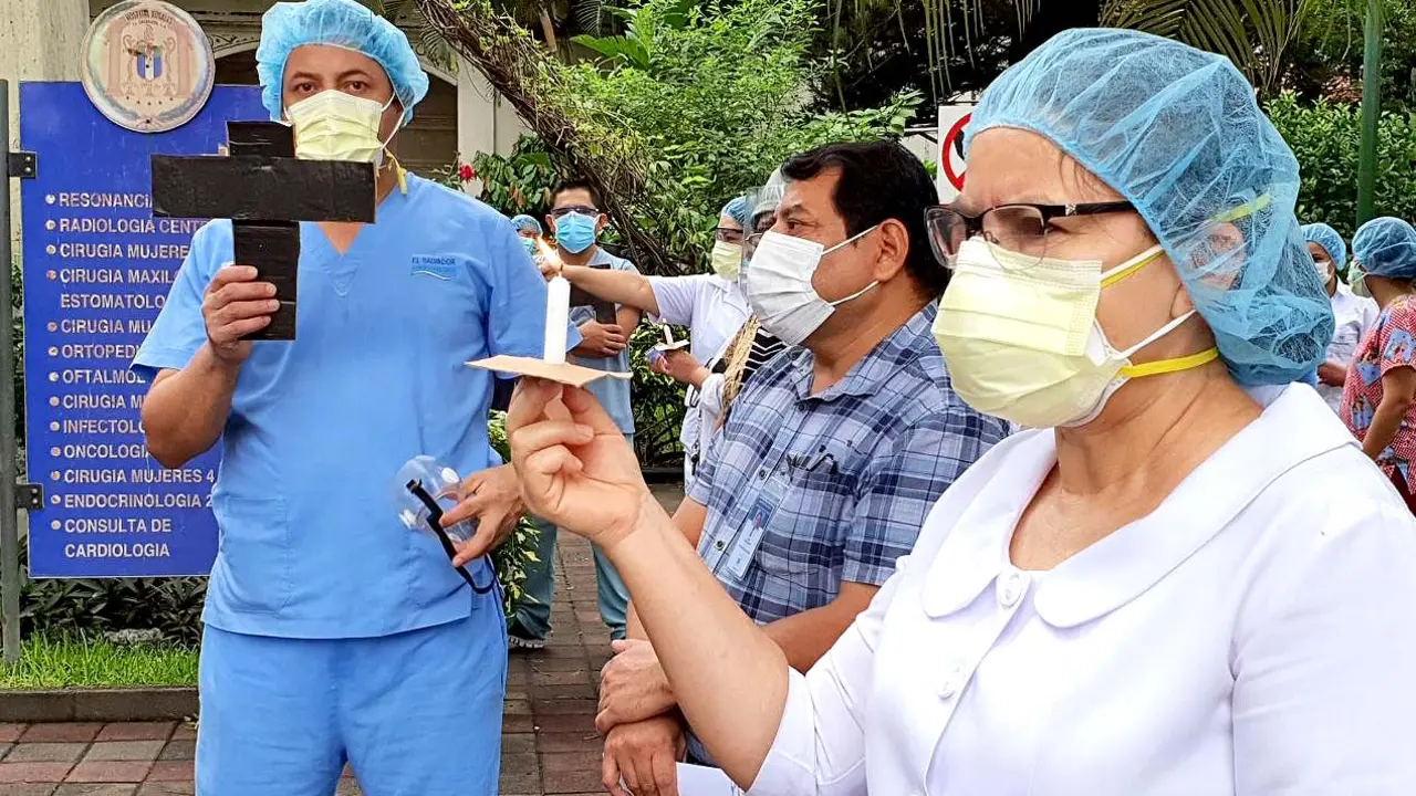 Protesta en el Hospital Rosales