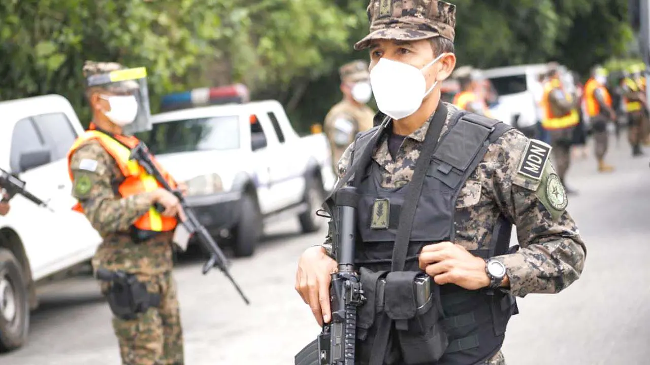 Ministro de la Defensa Francis Merino Monroy en Santa Tecla 3