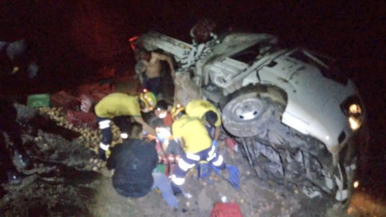 C&aacute;rcava Quezalte2