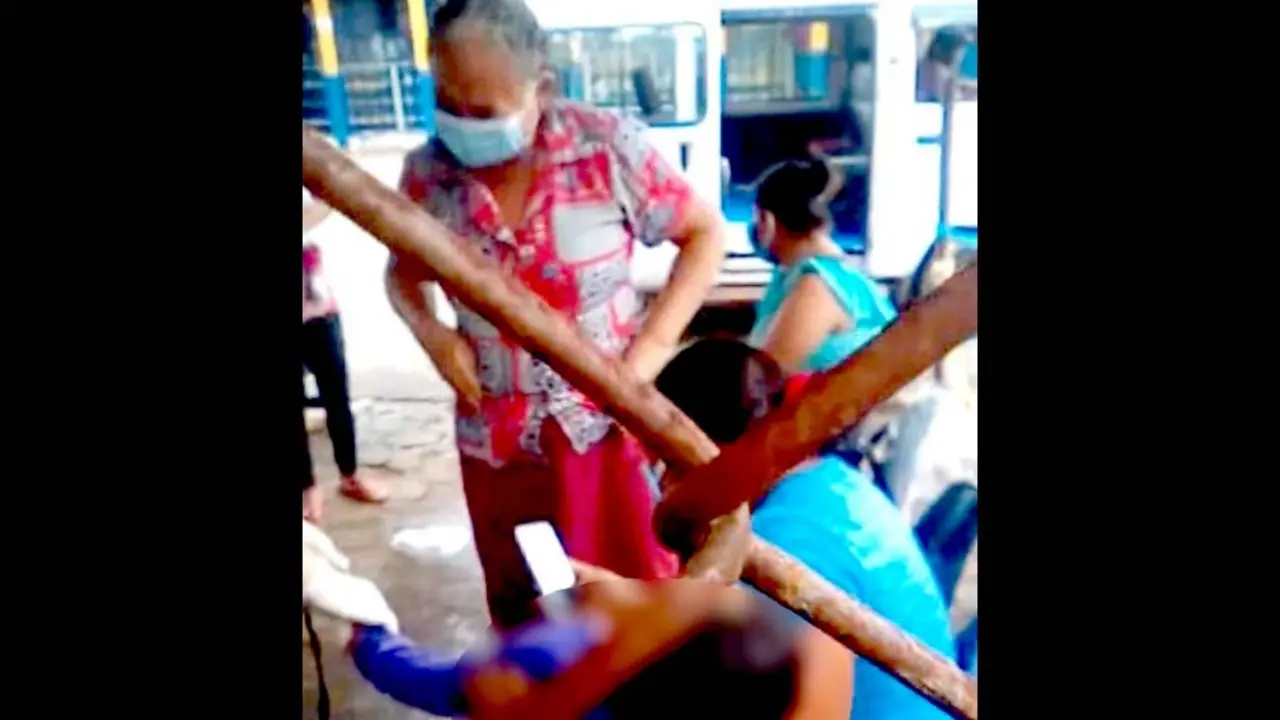 Ni&ntilde;a muere en brazos de su madre en Aguilares 2