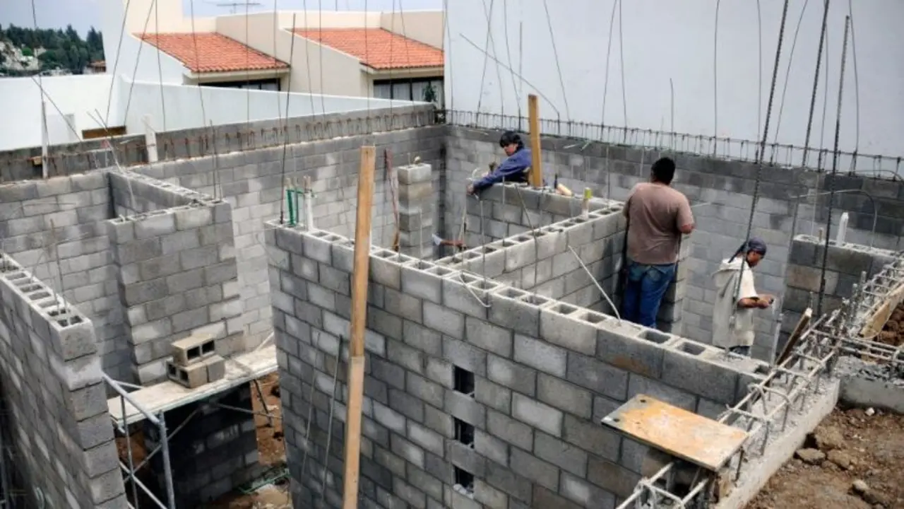 Construcci&oacute;n de casas