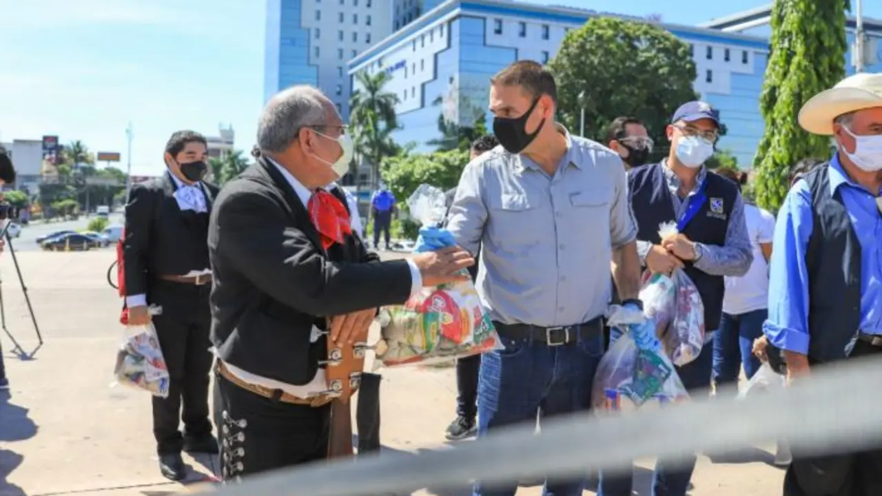 V&iacute;veres a mariachis