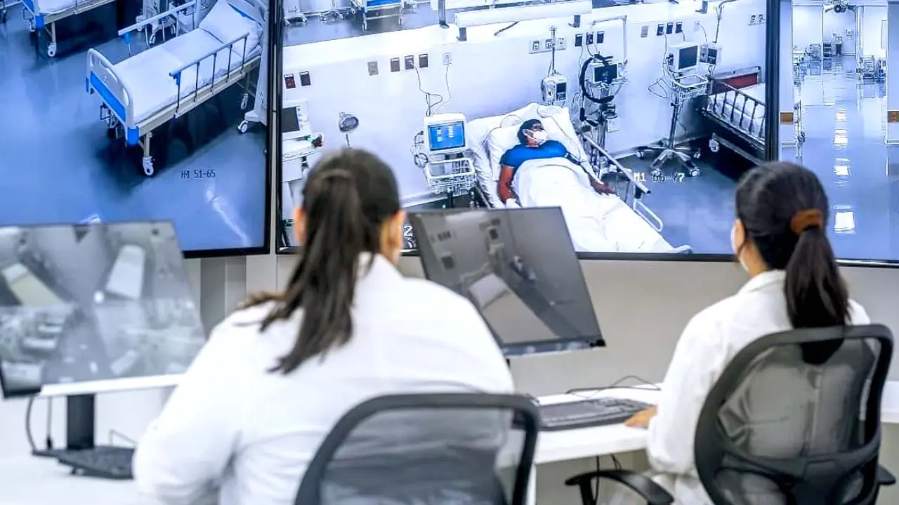 Monitoreo de pacientes con coronavirus en nuevo hospital Foto tomada de la cuenta Hospital El Salvador