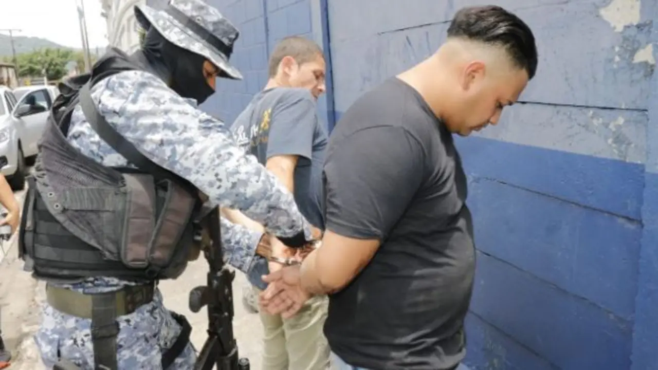 Asaltantes en el Sitramss