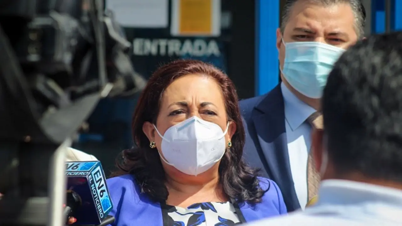 FMLN Fiscal&iacute;a 2