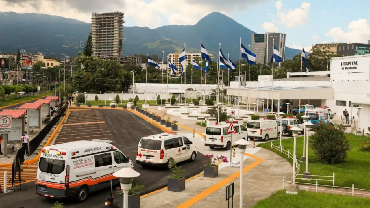 Trasladados a hospital El Salvador