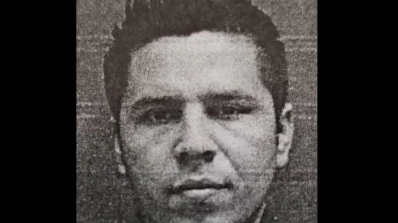 Polic&iacute;a condenado por asesinato