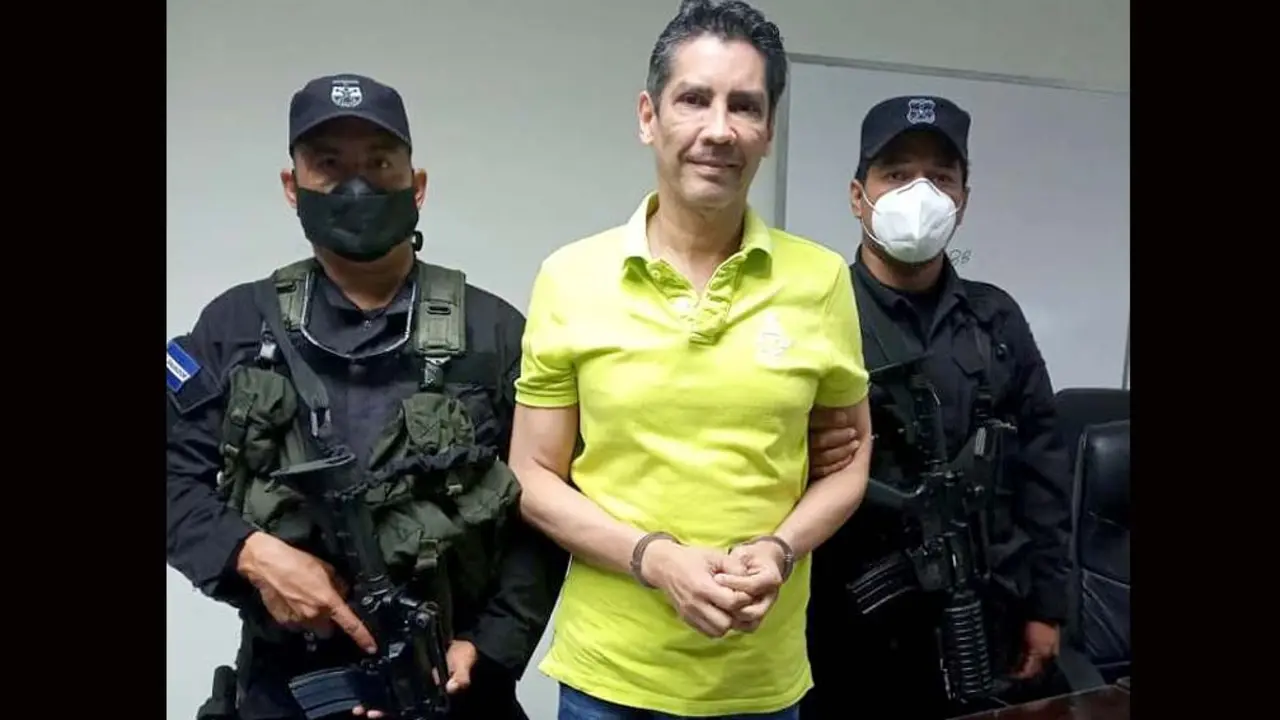 Capturan a Gustavo L&oacute;pez Davidson Foto tomada de la RRSS de Rogelio Rivas