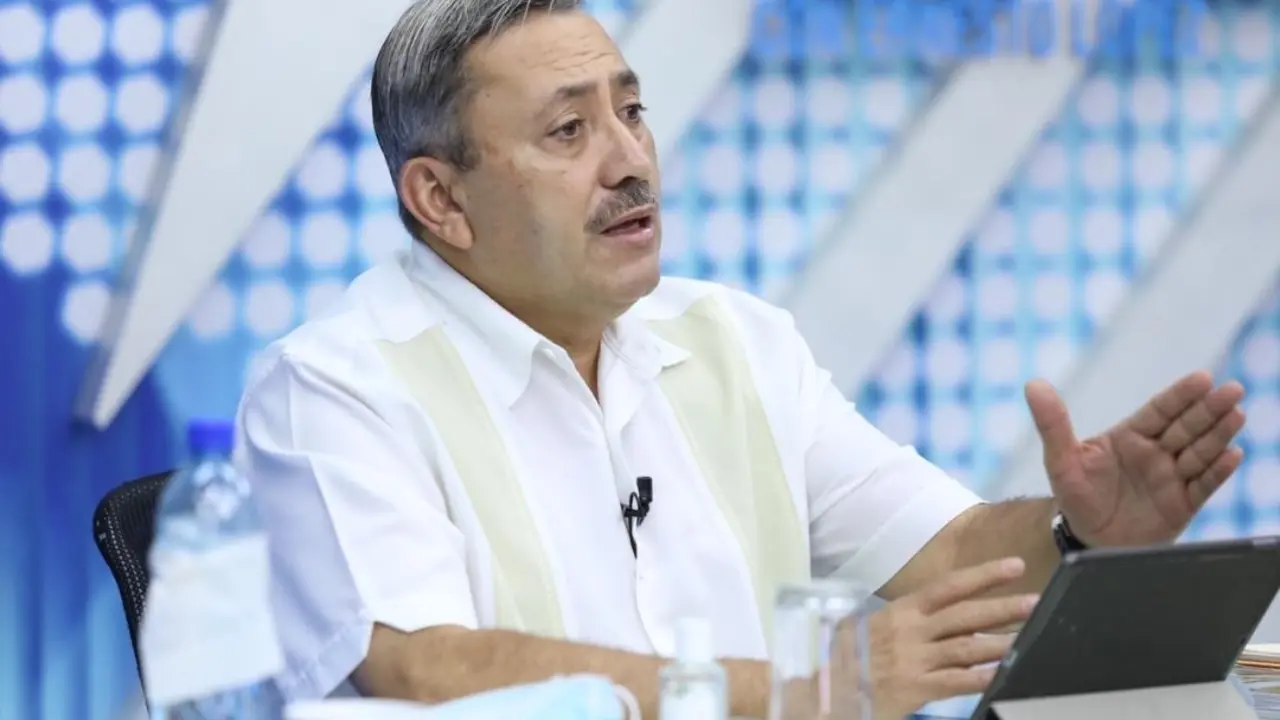 Carlos Reyes Di&aacute;logo