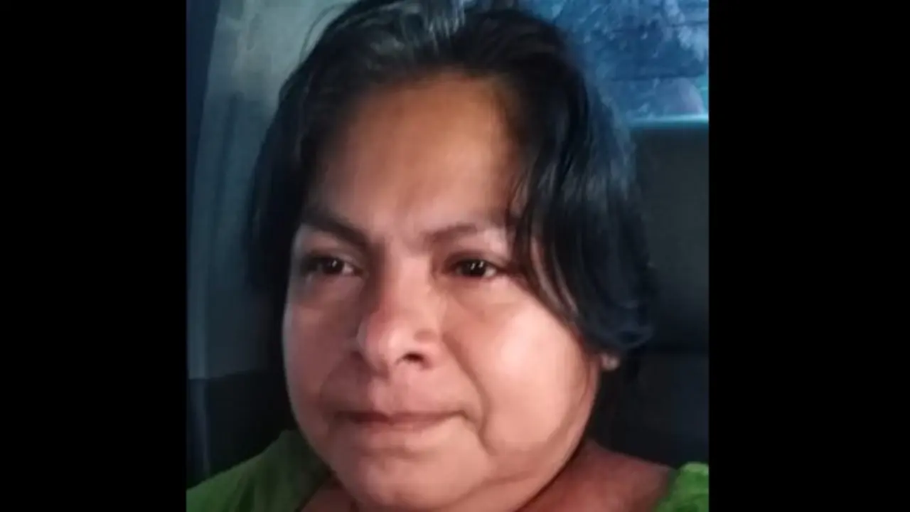 Mujer estafa a 32 personas