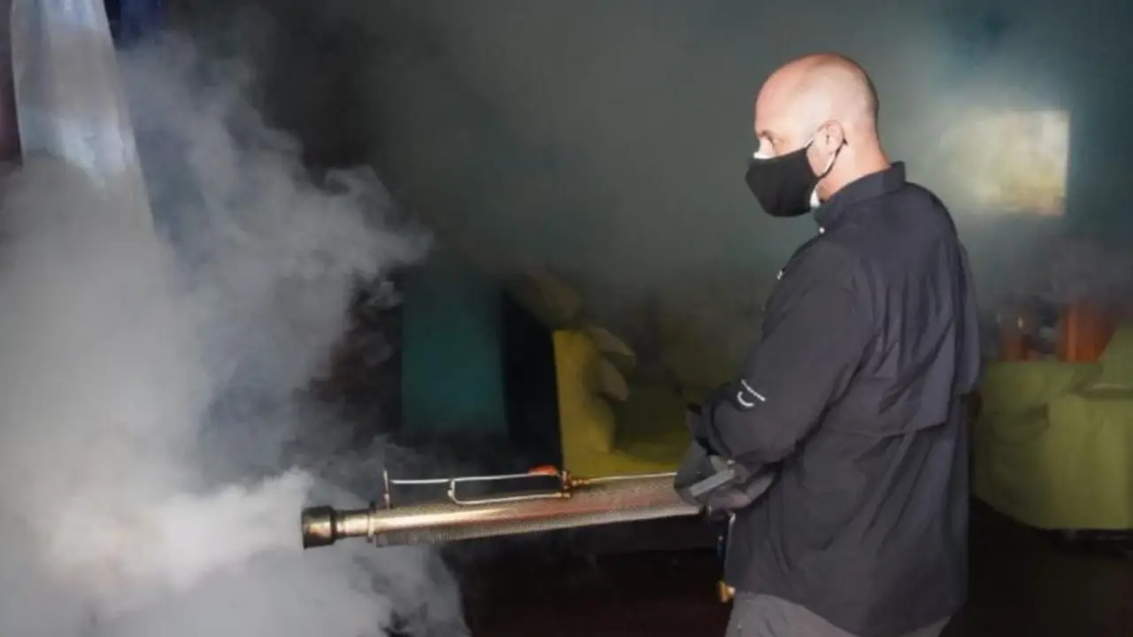 Vel&aacute;squez Parker