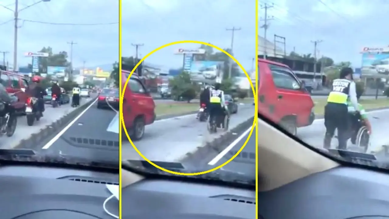 Gestora ayuda a hombre en silla de ruedas Im&aacute;getes tomadas de Daniel Mu&ntilde;oz