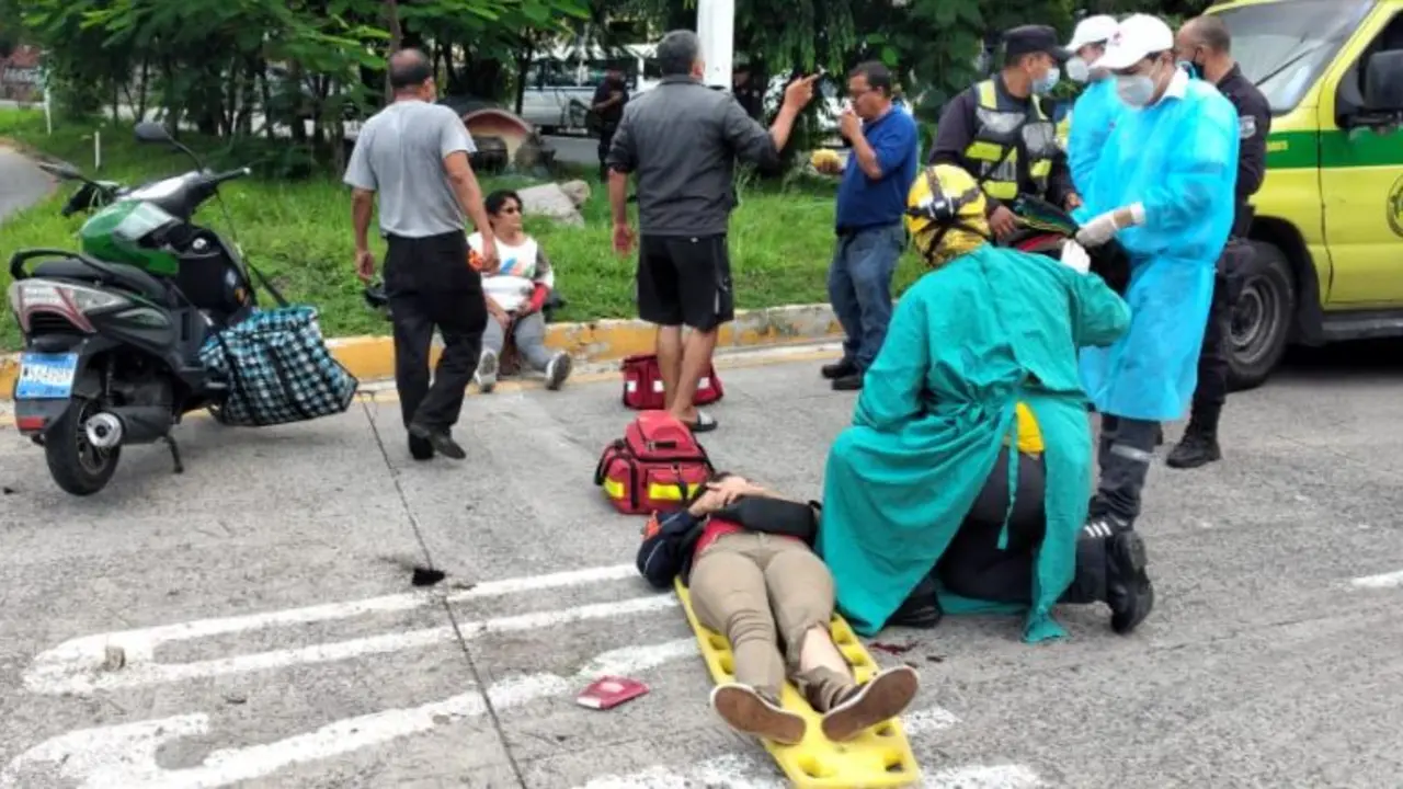 Madre e hija accidentadas