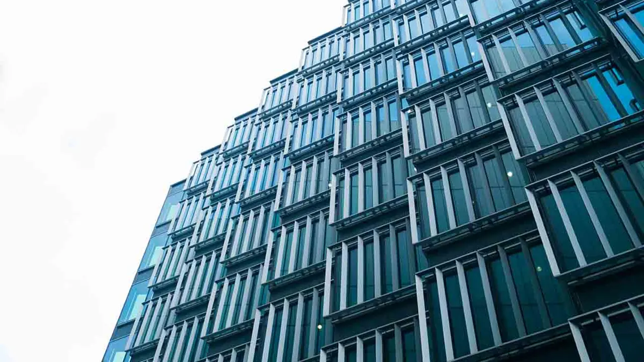 C&oacute;mo los edificios p&uacute;blicos pueden ser m&aacute;s eficientes energ&eacute;ticamente