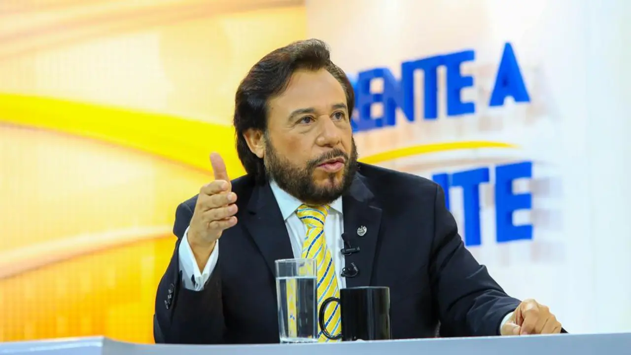 Ulloa Frente a Frente3