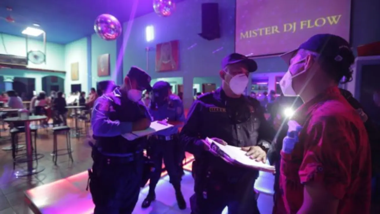 Bares de la zona real