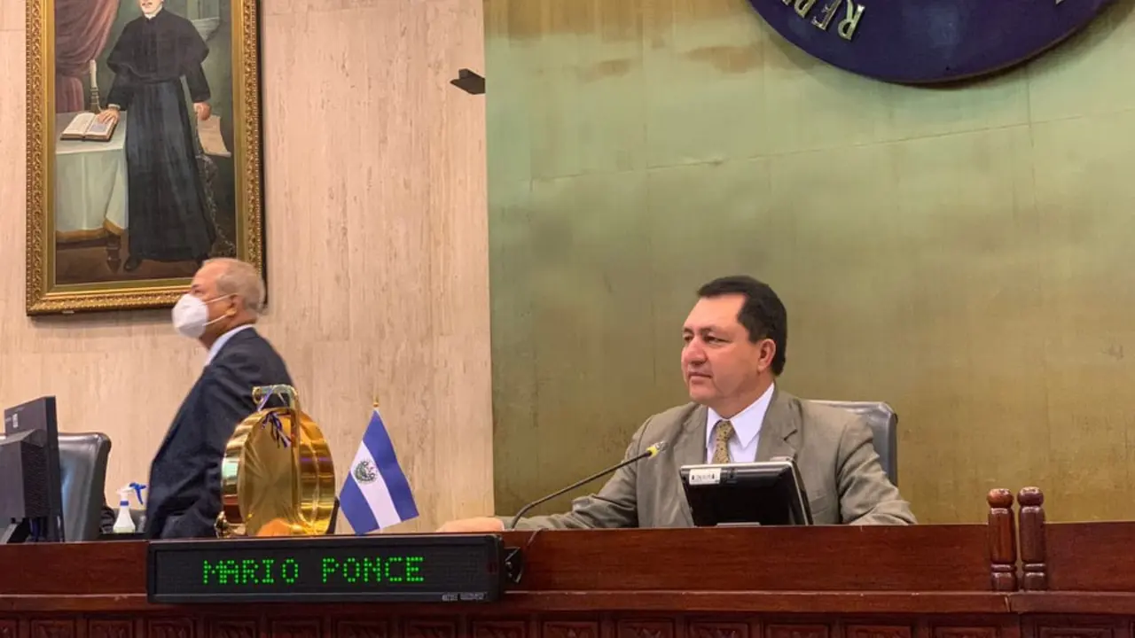 Mario Ponce sesi&oacute;n plenaria