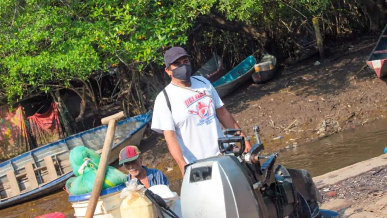 Pescador en Jiquilisco