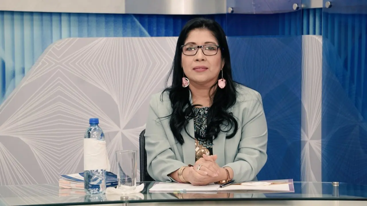 Dora Esmeralda Mart&iacute;nez